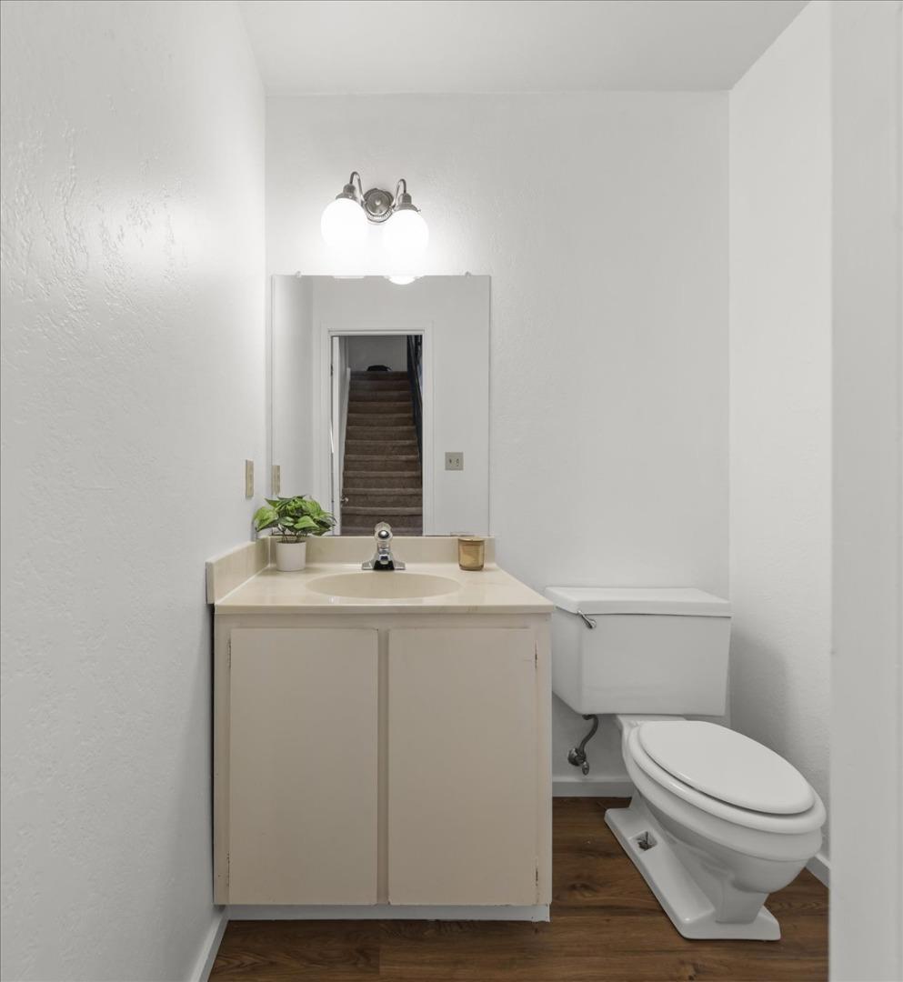 https://media.crmls.org/mediaz/c5de83a6-81de-40f2-9da9-6c0778dfa2b2.jpg?preset=X-Large