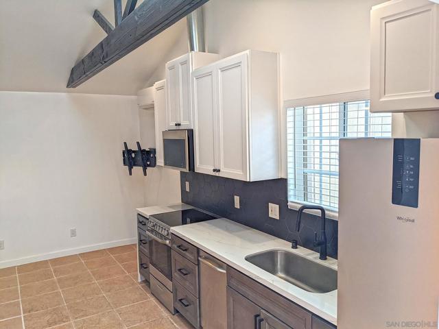 Image 3 of 16 For 4616 Cherokee Ave