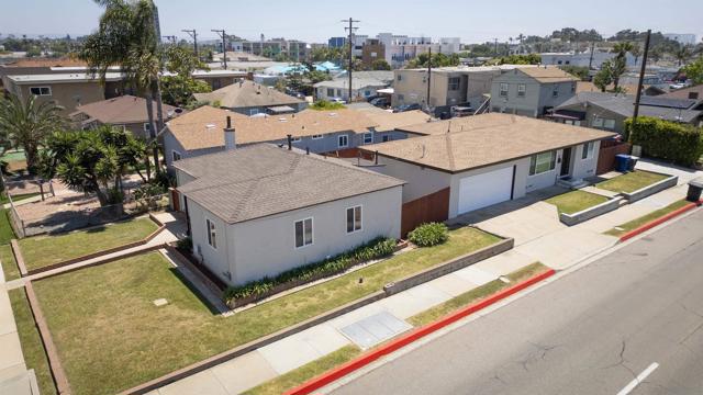 260 E St, Chula Vista CA: https://media.crmls.org/mediaz/c5dfd247-3fd9-444e-9bb6-d81c84c0b580.jpg