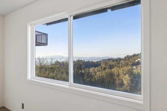 58 Villanova Drive, Oakland CA: https://media.crmls.org/mediaz/c5e0121b-343a-482c-8b54-46a0236c5e54.jpg
