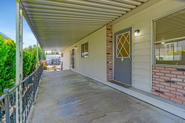 2097 Dalis Drive, Concord CA: https://media.crmls.org/mediaz/c5e0dba5-e792-4dfd-93ad-5bcf486a2dbf.jpg