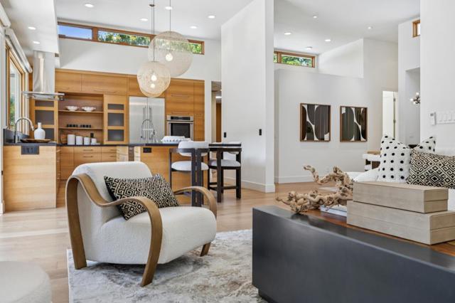 28 Politzer Drive, Menlo Park CA: https://media.crmls.org/mediaz/c5e235ac-442c-45dc-b840-b4b4762d7377.jpg