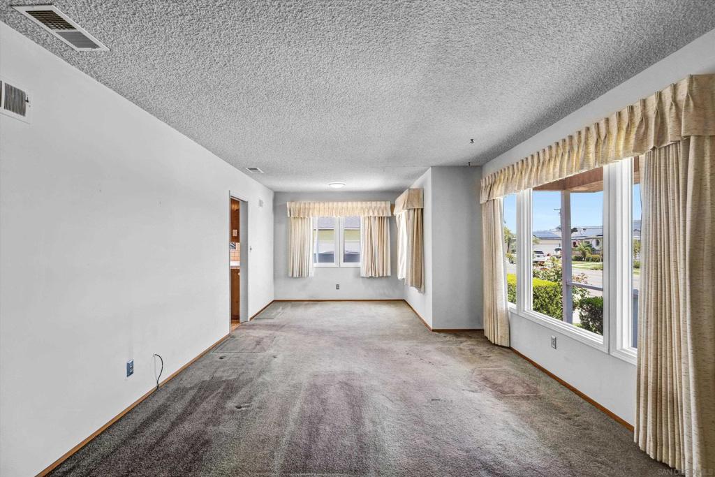5533 Elgin Ave - photo 6