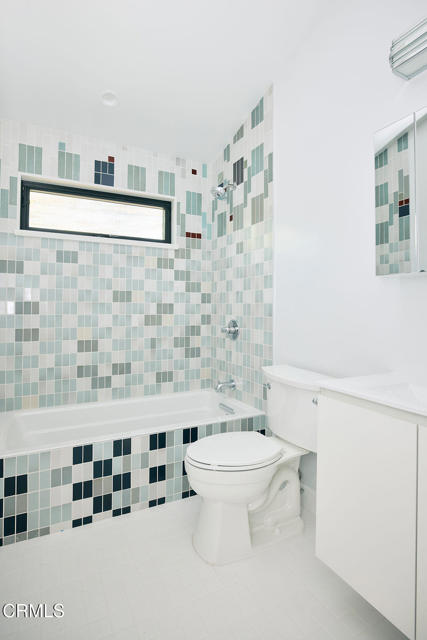 Detail Gallery Image 19 of 35 For 2135 Navarro Ave, Altadena,  CA 91001 - 3 Beds | 2 Baths