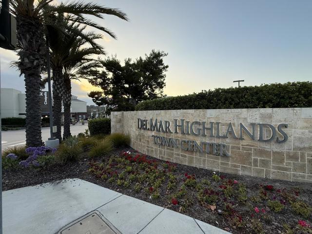 3887 Pell Place, San Diego CA: https://media.crmls.org/mediaz/c5e611cc-d300-482b-be95-8c3e695757b4.jpg