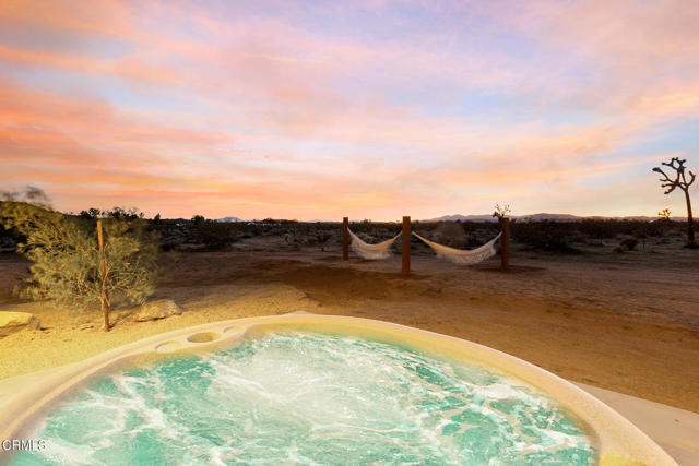 60679 Trentwood Drive, Joshua Tree CA: https://media.crmls.org/mediaz/c5e62026-ec4d-4552-ba1b-81b784ad40ed.jpg