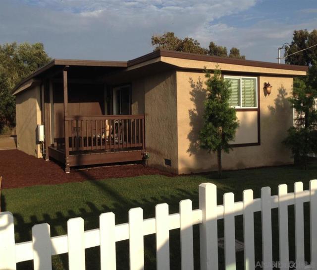 352 Sunrise Dr, San Ysidro CA: https://media.crmls.org/mediaz/c5e8e651-4839-4747-b157-7aa601c11843.jpg