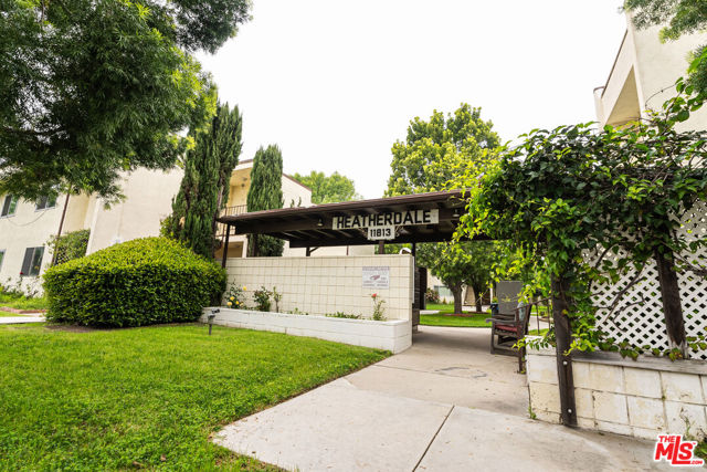 11813 Runnymede Street, North Hollywood, California 91605, 1 Bedroom Bedrooms, ,1 BathroomBathrooms,Stock Cooperative,For Sale,Runnymede,24384915