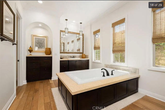 57865 Rosewood Court, La Quinta CA: https://media.crmls.org/mediaz/c5eb48dd-a7cb-485d-8e50-efb244732552.jpg