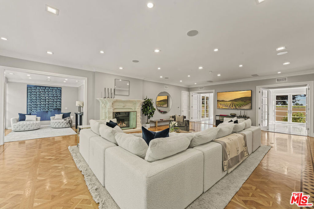 MLS #25511467 image #24