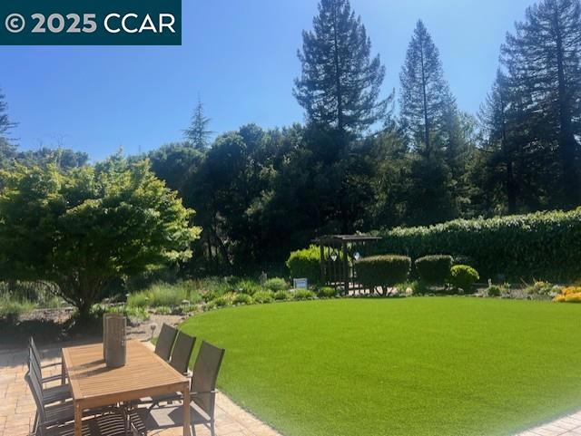23 Lost Valley Dr, Orinda CA: https://media.crmls.org/mediaz/c5eda85c-b49e-4c6a-b970-b610a1c8f920.jpg