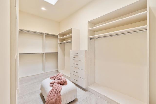 9 Regency Drive, Rancho Mirage CA: https://media.crmls.org/mediaz/c5edca19-cf67-470a-9177-ee5ce3087ac9.jpg