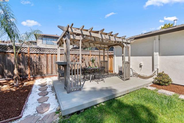12763 Camrose Ave, Saratoga CA: https://media.crmls.org/mediaz/c5eea4b2-9289-46bf-a619-26b70074d3ac.jpg