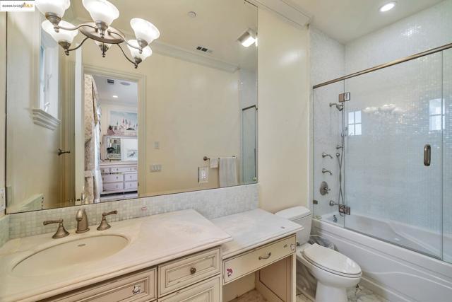 1853 Via Di Salerno, Pleasanton CA: https://media.crmls.org/mediaz/c5eeed1d-2160-4101-9501-906a9032ce8c.jpg