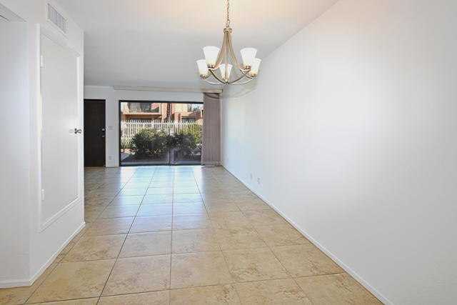 2217 Los Patos Drive, Palm Springs CA: https://media.crmls.org/mediaz/c5f036d7-12dd-4e27-bfb2-006295d769d3.jpg
