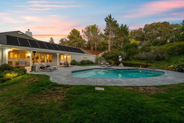 2530 Skyfarm Drive, Hillsborough CA: https://media.crmls.org/mediaz/c5f0411a-d117-4841-a61e-4f16458060d2.jpg