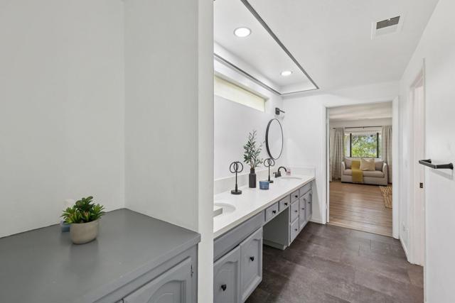 26086 Bear Valley Heights Road, Escondido CA: https://media.crmls.org/mediaz/c5f060a1-c582-49dc-92a6-e3f5592303b9.jpg