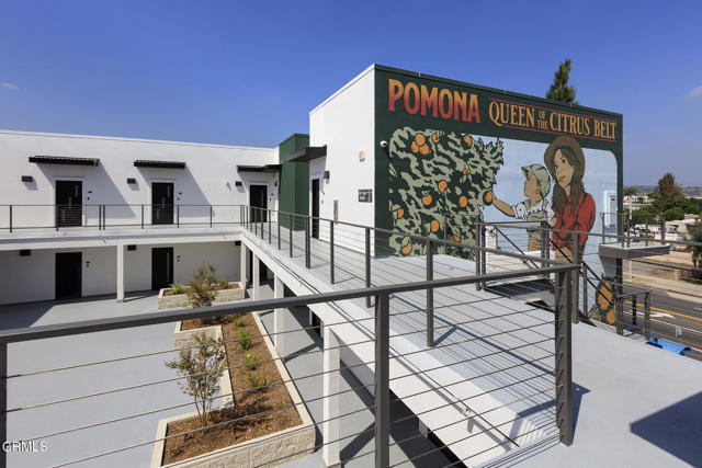 Detail Gallery Image 3 of 20 For 1300 W Mission Bld #315,  Pomona,  CA 91766 - 1 Beds | 1 Baths