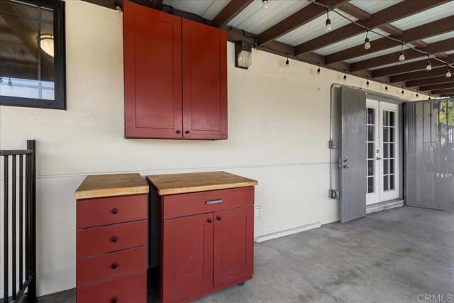1131 Mary St, El Cajon CA: https://media.crmls.org/mediaz/c5f20dc4-56ab-4582-8a59-b549ebc89223.jpg