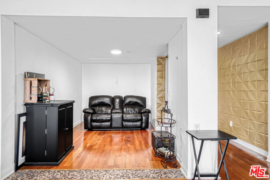 MLS #25587815 image #5