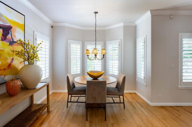 850 Arroyo Court, Palo Alto CA: https://media.crmls.org/mediaz/c5f22f00-5140-446f-b171-53acc690012e.jpg