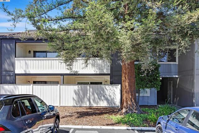 47112 Warm Springs Blvd, Fremont CA: https://media.crmls.org/mediaz/c5f3bb4e-d519-447c-99e0-38877c417154.jpg