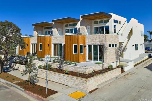 3905 Haines, San Diego CA: https://media.crmls.org/mediaz/c5f48d82-8a9b-41ee-914c-9536dba1d77a.jpg