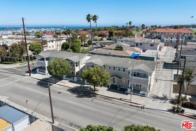 409 W 22nd Street, San Pedro CA: https://media.crmls.org/mediaz/c5f52d59-44d9-4599-8929-e5fde2ce4eb3.jpg