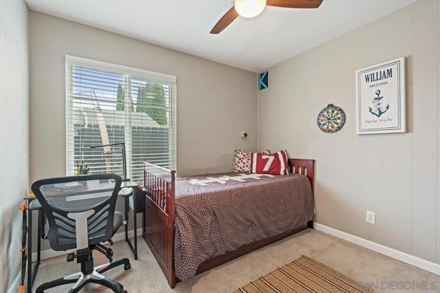 13637 Los Olivos Ave, Poway CA: https://media.crmls.org/mediaz/c5f706b9-1a03-4bd6-a367-0ff7578b8b9e.jpg