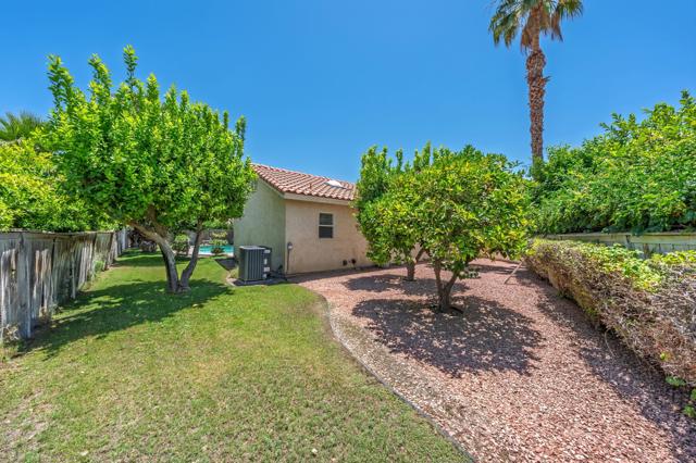 69350 Las Gardenias, Cathedral City CA: https://media.crmls.org/mediaz/c5f706ed-dc45-4b85-b12e-683c7ce6a8c3.jpg