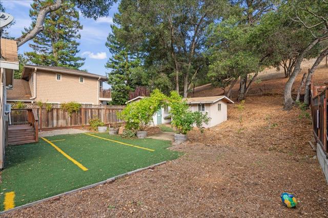 2934 San Juan Boulevard, Belmont CA: https://media.crmls.org/mediaz/c5f79c2e-9238-46fe-91da-11acb65c0214.jpg