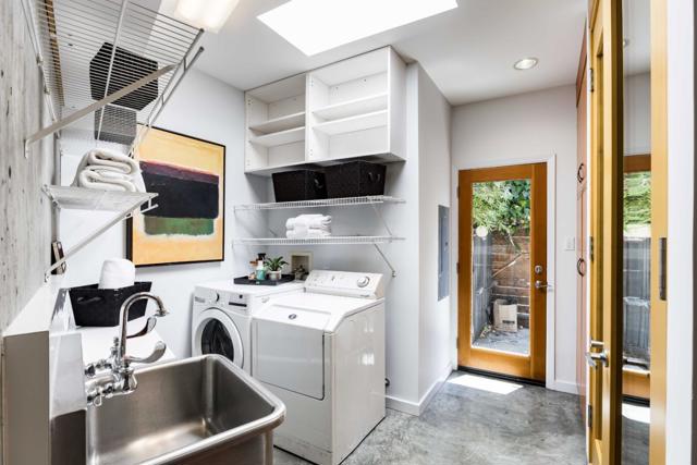 3865 Mumford Place, Palo Alto CA: https://media.crmls.org/mediaz/c5fb4242-6ad3-44cb-9774-b8ab7ce83628.jpg