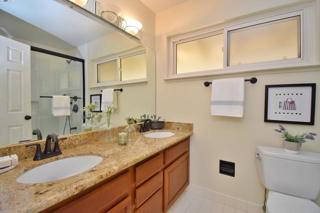 1626 Harlan Dr, Danville CA: https://media.crmls.org/mediaz/c5fbe2fc-63fc-4f89-901a-c1dcf7916f3a.jpg