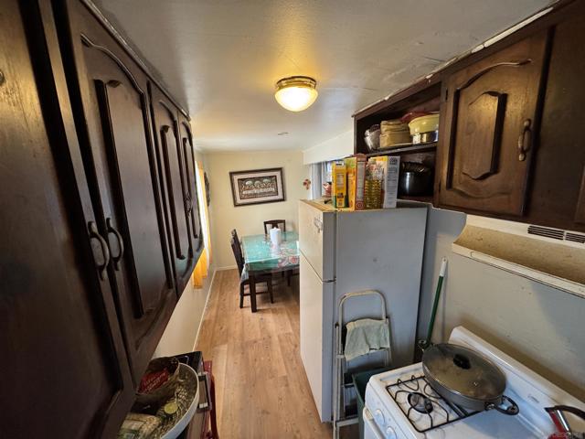 4046 4048 Eta St, San Diego CA: https://media.crmls.org/mediaz/c5fcdc0a-8d6f-498e-86f5-8deb9d503424.jpg