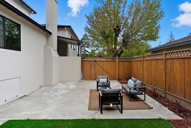 2766 Carolina Avenue, Redwood City CA: https://media.crmls.org/mediaz/c5fcfbe0-7df2-423a-bf3e-3238aa53720e.jpg