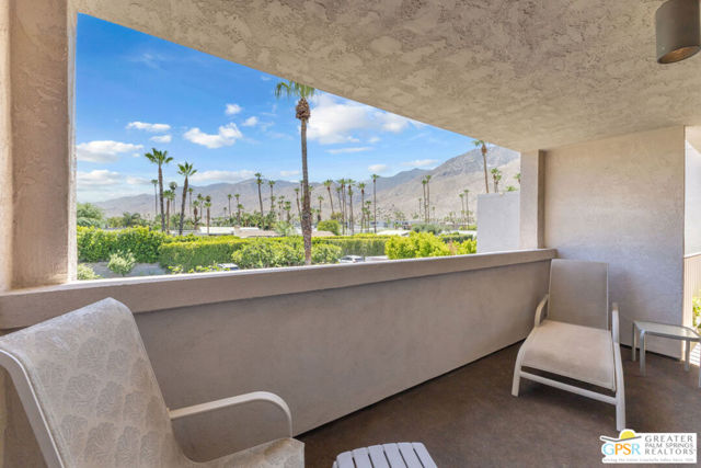 2696 S Sierra Madre, Palm Springs CA: https://media.crmls.org/mediaz/c5fd96f2-31c0-4a0c-bc92-5d28864bf37f.jpg