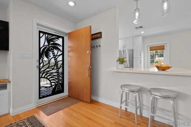 1855 Capistrano St, San Diego CA: https://media.crmls.org/mediaz/c5fdcfa5-56e9-4f15-b14a-6f361e48fcbf.jpg
