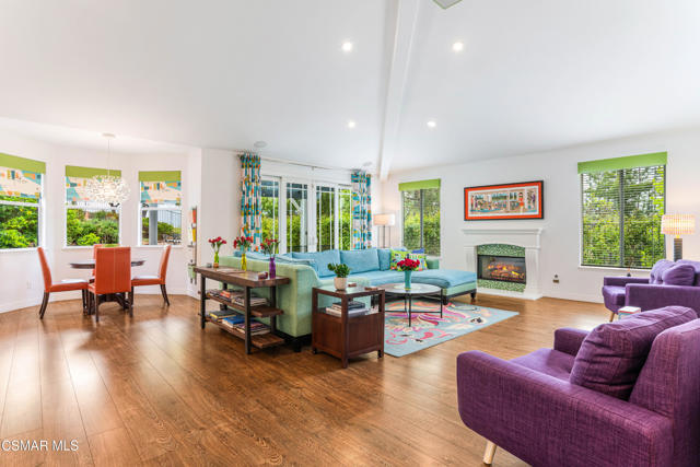 775 Parmenter Avenue, Thousand Oaks CA: https://media.crmls.org/mediaz/c5ff3ed2-8069-4486-a6ba-1fbb7ea4444a.jpg