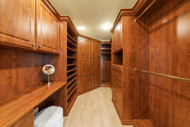 18301 Idylwild Road, Los Gatos CA: https://media.crmls.org/mediaz/c5ff4cf9-98f4-4481-b93b-55f1c6cd025d.jpg