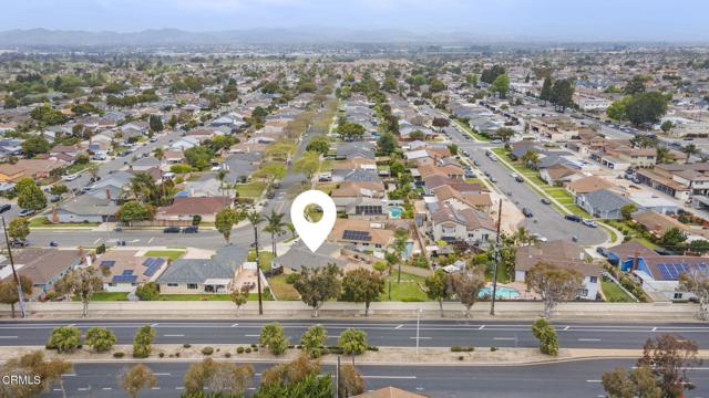 1700 Arlene Avenue, Oxnard CA: https://media.crmls.org/mediaz/c6001ee0-c0e0-4a77-9ce7-b42b94e3a422.jpg