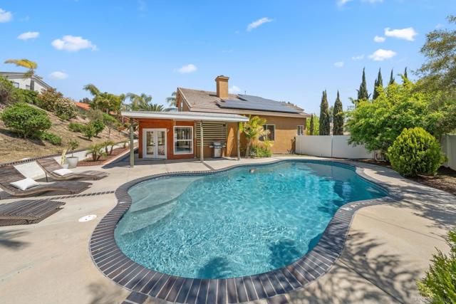 32246 Cour Meyney, Temecula CA: https://media.crmls.org/mediaz/c601298f-c795-4680-9e43-9bf1e693b72d.jpg