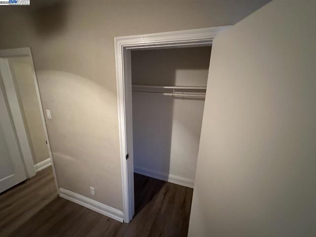 7608 Arthur St, Oakland CA: https://media.crmls.org/mediaz/c601f8db-b83d-439c-a9ac-ab818f97df34.jpg