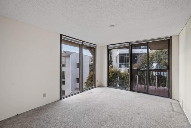 190 Del Mar Shores Ter, Solana Beach, California 92075, 2 Bedrooms Bedrooms, ,2 BathroomsBathrooms,Condominium,For Sale,Del Mar Shores Ter,250035827SD