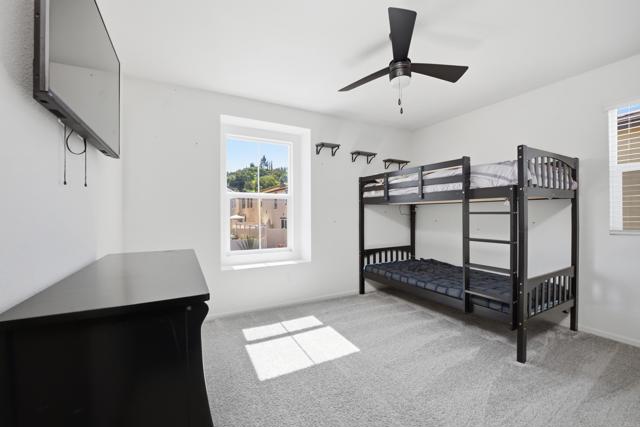 Detail Gallery Image 14 of 20 For 13626 Gray Hawk Way, Valley Center,  CA 92082 - 3 Beds | 2/1 Baths