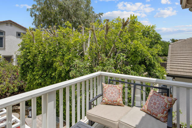 943 Paseo Barona, Camarillo CA: https://media.crmls.org/mediaz/c602184c-0618-4fda-8f34-7b1aa3b70ab0.jpg