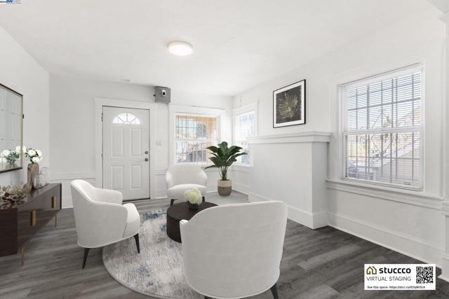 1322 83Rd Ave, Oakland CA: https://media.crmls.org/mediaz/c6035424-8baf-4c49-937e-03e6ecc0e127.jpg