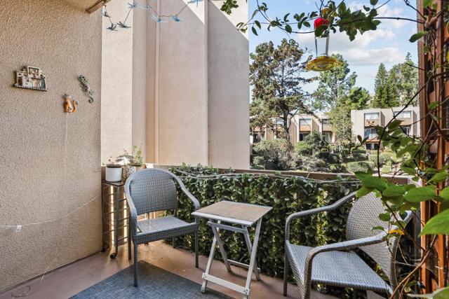 5700 Baltimore Dr, La Mesa CA: https://media.crmls.org/mediaz/c6036366-24ba-429a-91fd-bfd39d5f1282.jpg