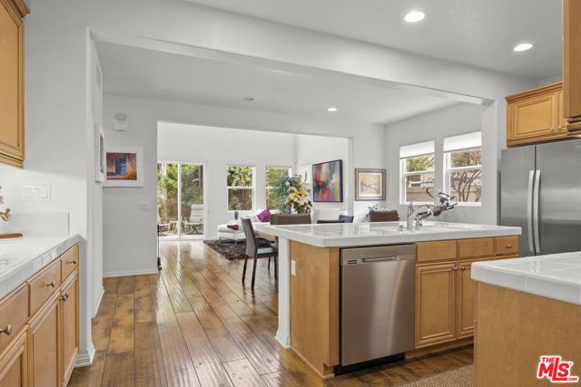 214 Morning Breeze Lane photo 8