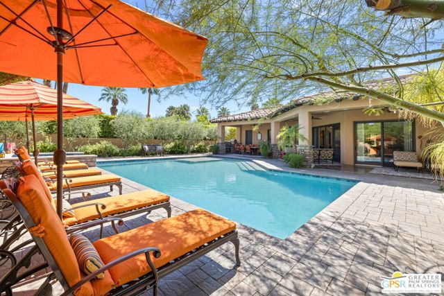 248 E Palo Verde Avenue, Palm Springs CA: https://media.crmls.org/mediaz/c6049c2a-64b7-411d-b1b7-1dc6580c243a.jpg