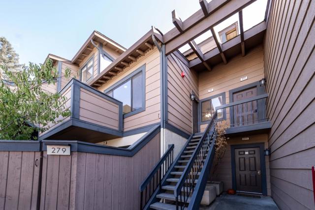 281 Hackamore, Fremont CA: https://media.crmls.org/mediaz/c604af9a-85a0-4b4b-afc5-3c7ec8efae83.jpg